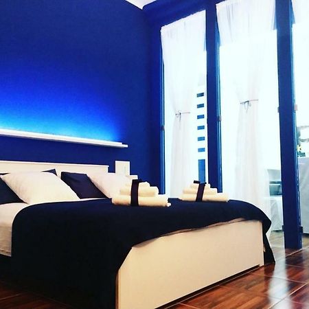 Casadamare Holiday Home Джовинацо Екстериор снимка