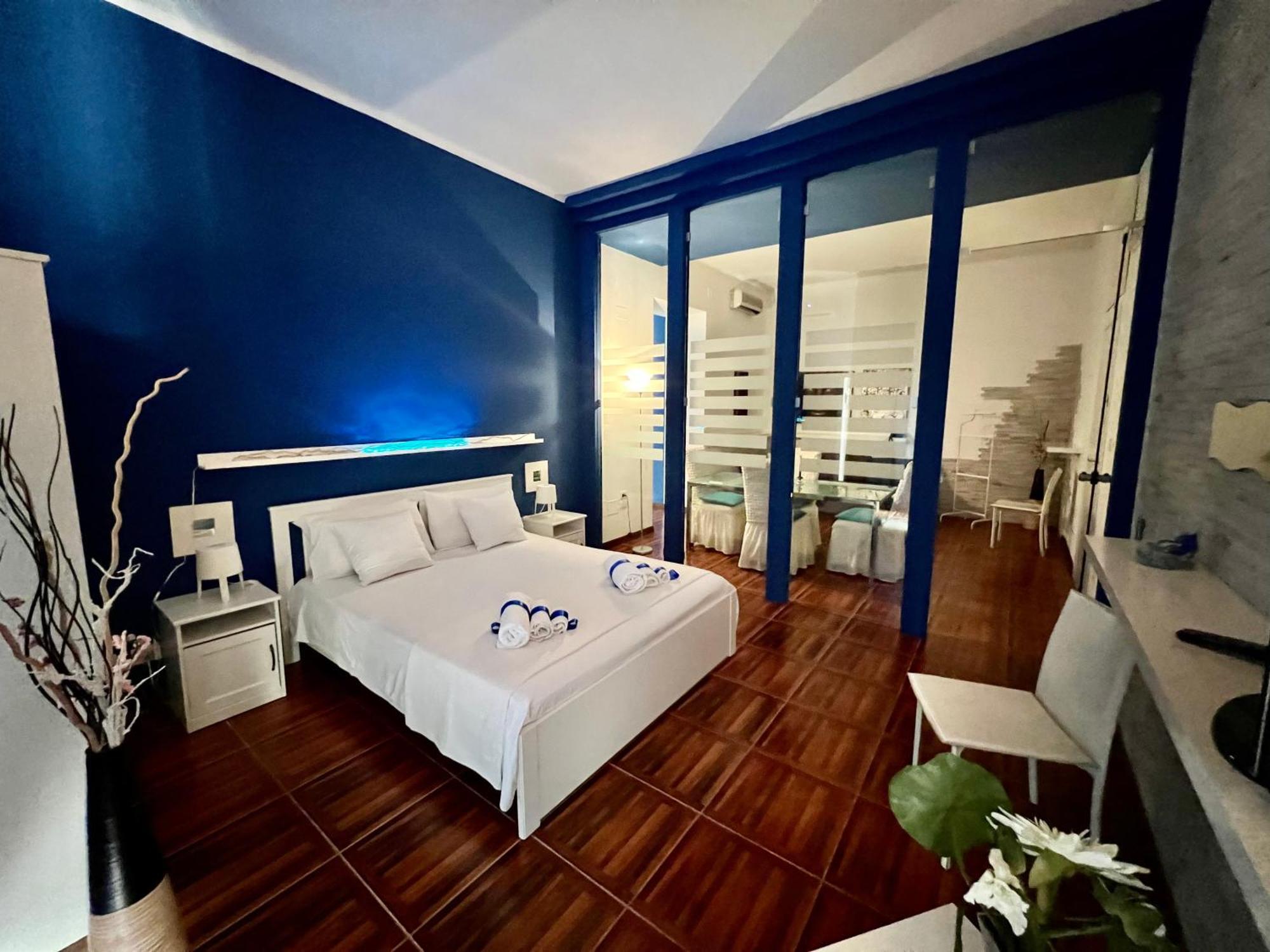 Casadamare Holiday Home Джовинацо Екстериор снимка
