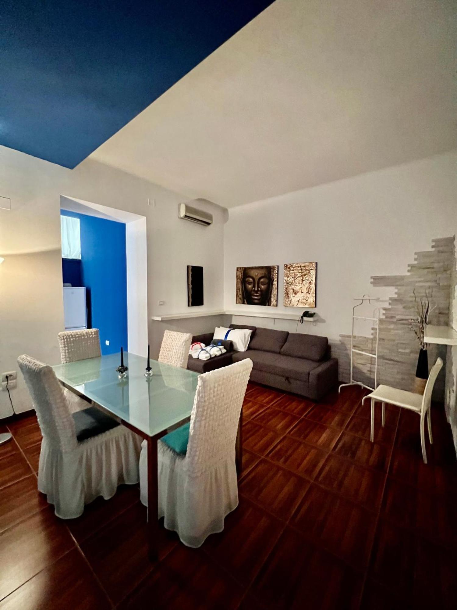 Casadamare Holiday Home Джовинацо Екстериор снимка