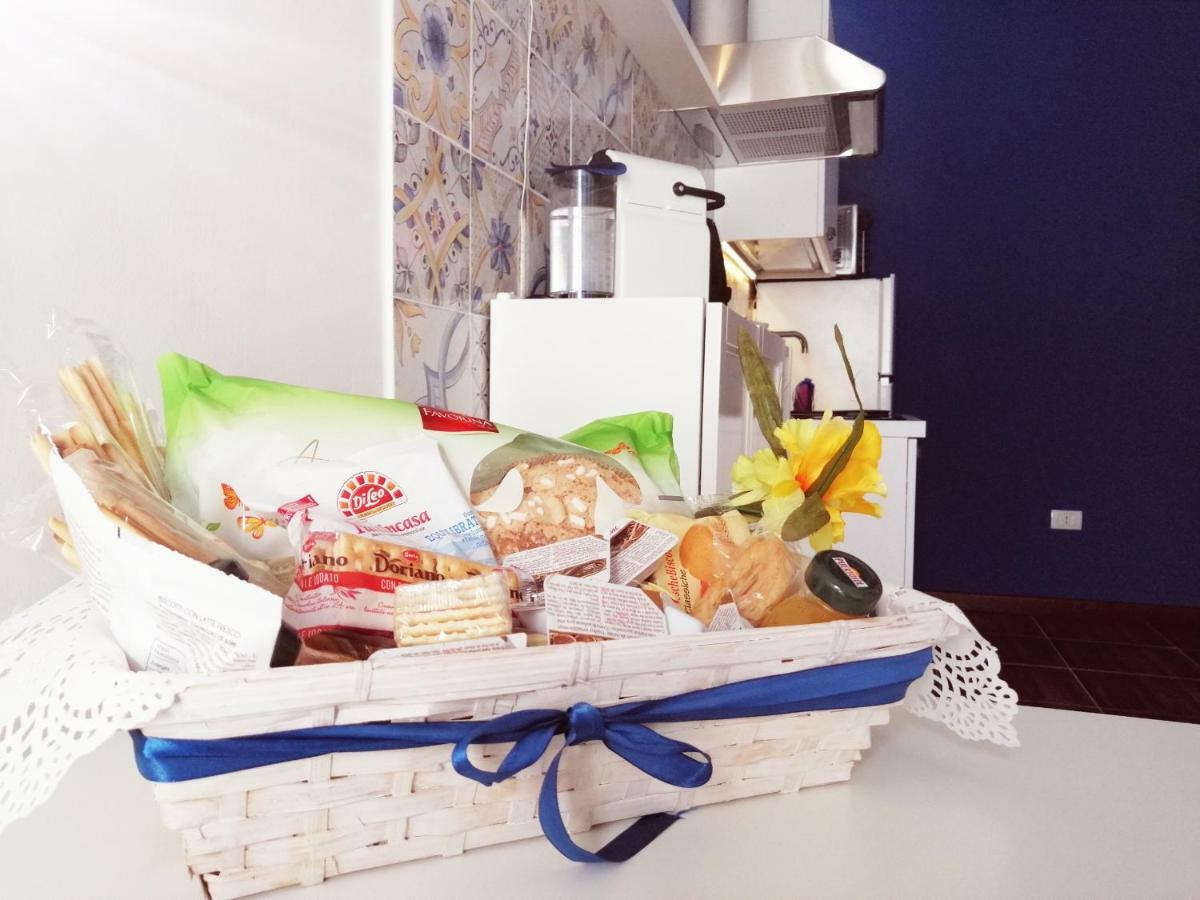 Casadamare Holiday Home Джовинацо Екстериор снимка